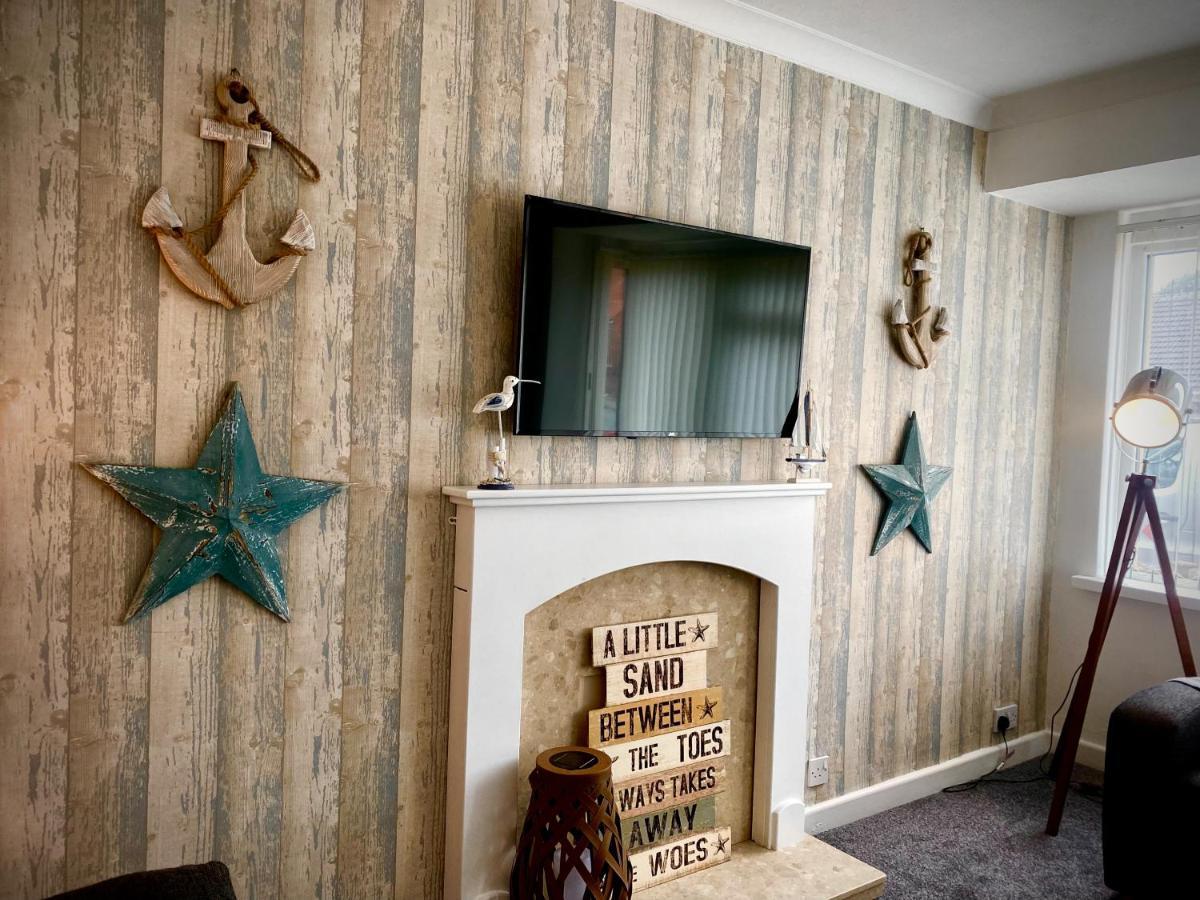 Remarkable 3-Bed Hot Tub House In Blackpool Bagian luar foto